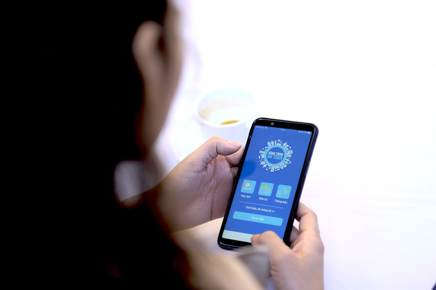 Instagram collabora con ragazze attiviste per affrontare il problema delle molestie online