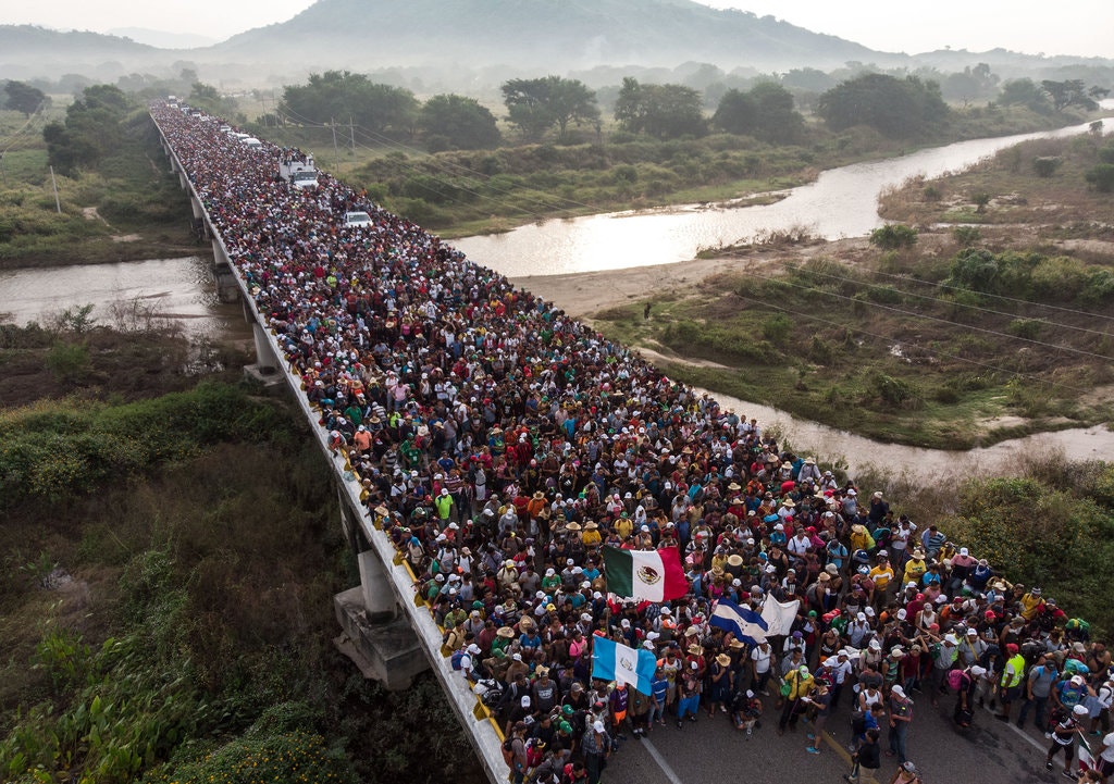 Plan International chiede ai governi di garantire i diritti di bambine, bambini e adolescenti nella «carovana dei migranti»