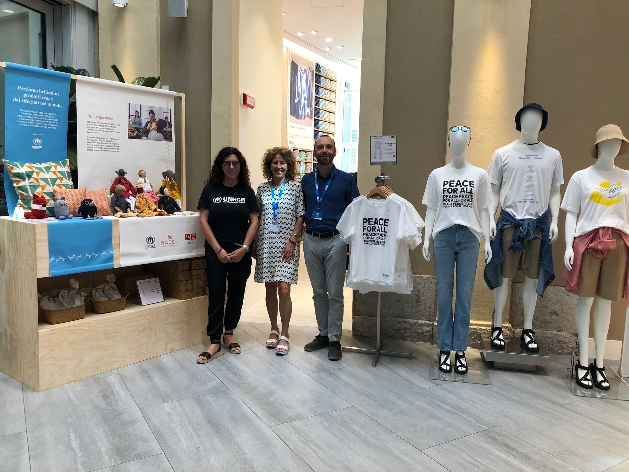 UNIQLO lancia il progetto Charity di T-shirt PEACE FOR ALL