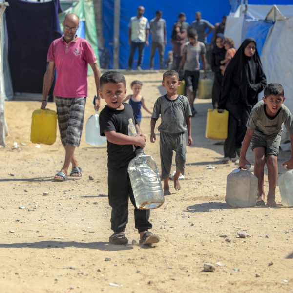1.000 giorni di guerra: i bambini e le bambine di Gaza continuano a pagare il prezzo più alto